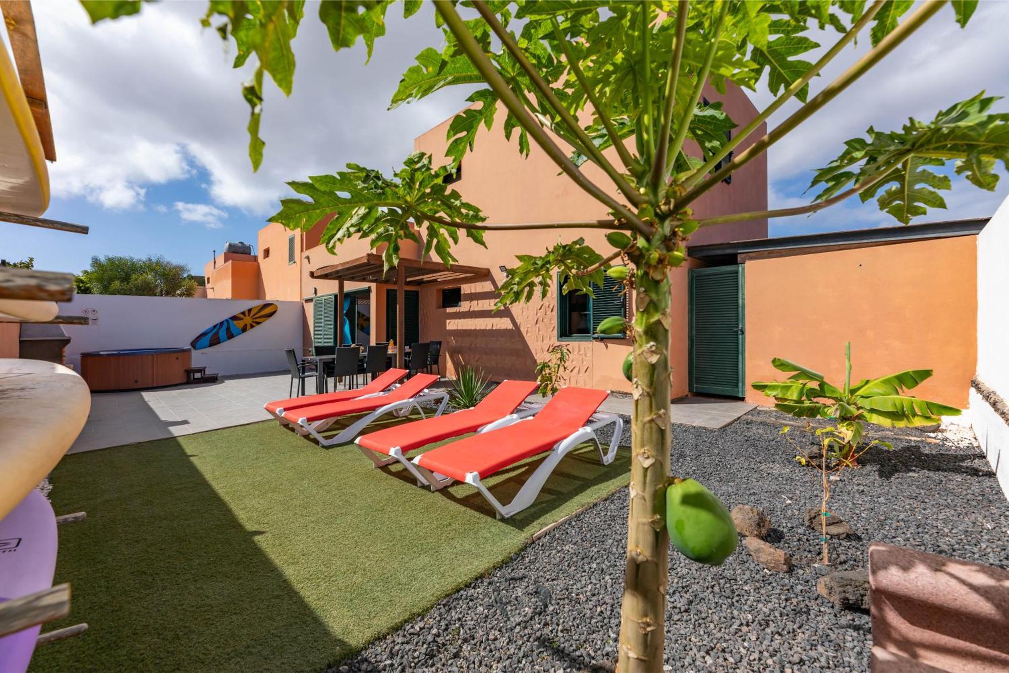Sunrise Surf House, Big Garden, Hot Tub, Parking, Super-Fast Free Wi-Fi Βίλα Κοραλέχο Εξωτερικό φωτογραφία
