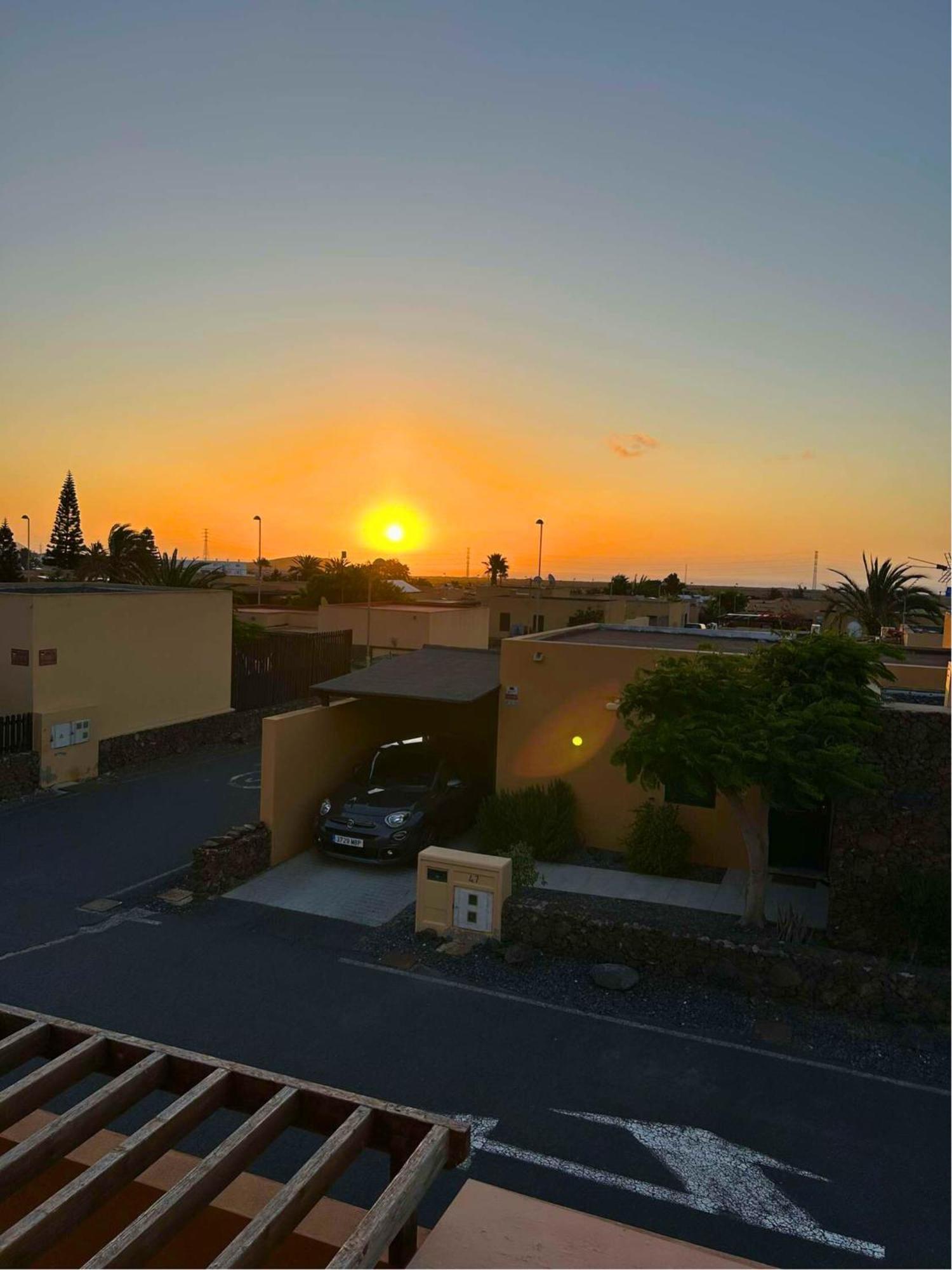 Sunrise Surf House, Big Garden, Hot Tub, Parking, Super-Fast Free Wi-Fi Βίλα Κοραλέχο Εξωτερικό φωτογραφία