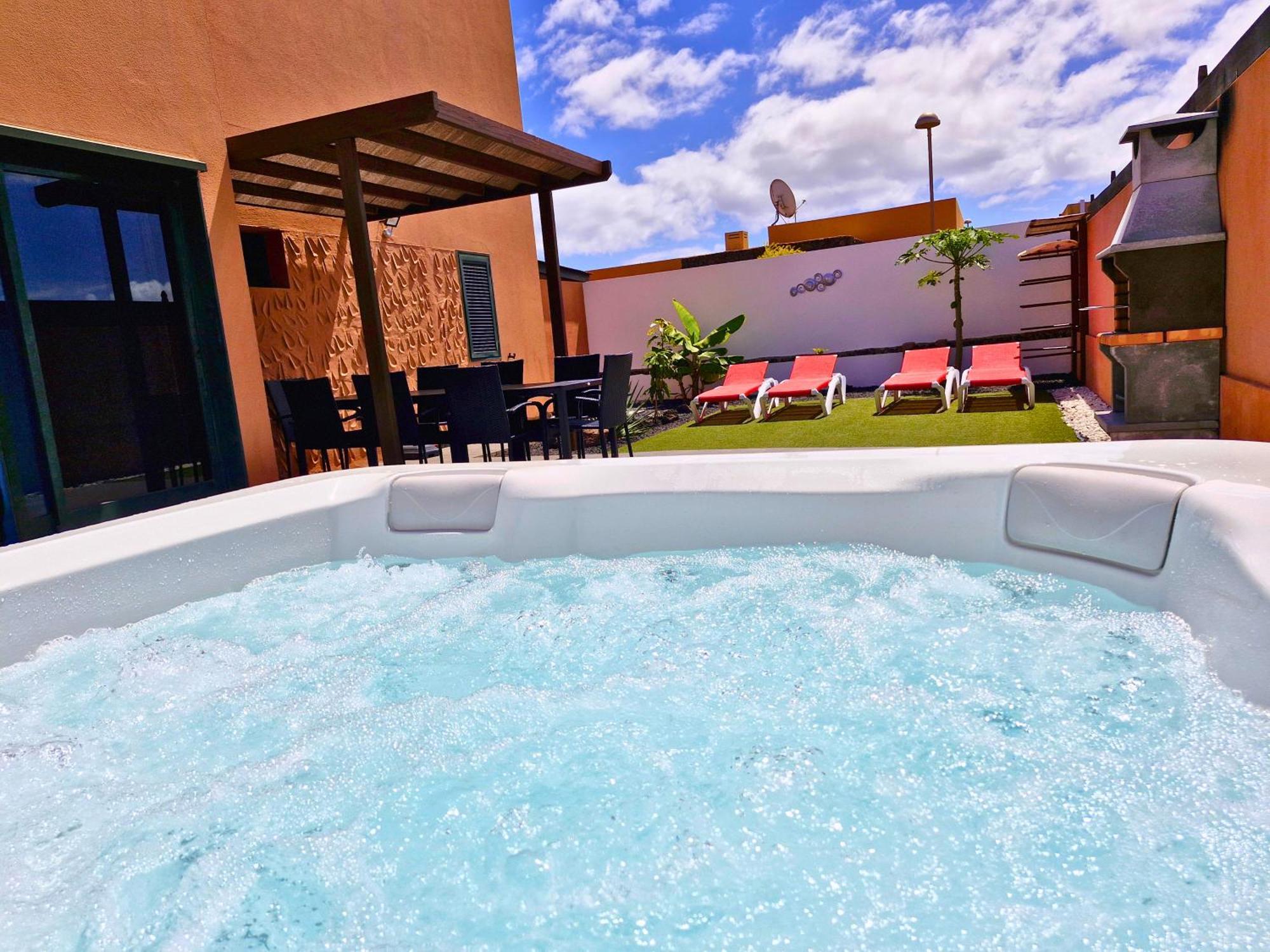 Sunrise Surf House, Big Garden, Hot Tub, Parking, Super-Fast Free Wi-Fi Βίλα Κοραλέχο Εξωτερικό φωτογραφία