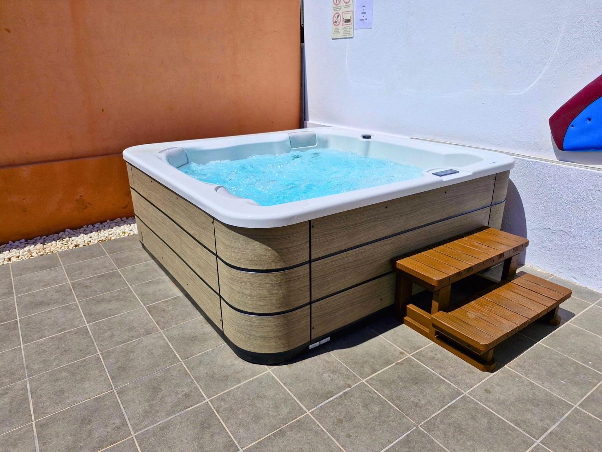Sunrise Surf House, Big Garden, Hot Tub, Parking, Super-Fast Free Wi-Fi Βίλα Κοραλέχο Εξωτερικό φωτογραφία